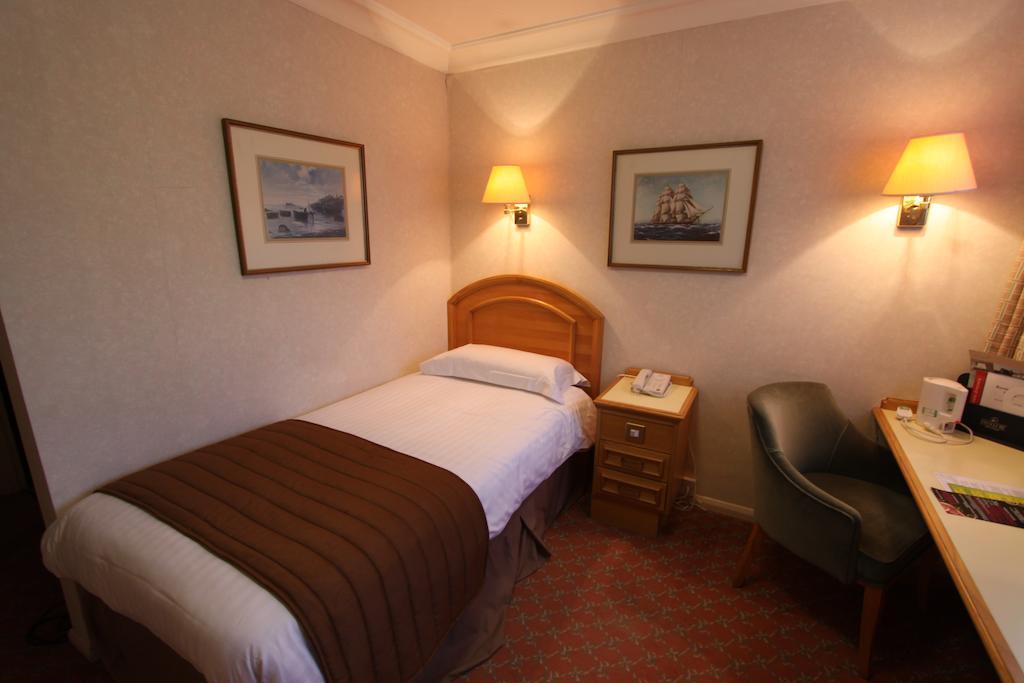 Swallow Churchgate Hotel Harlow Habitación foto