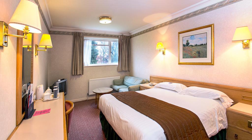 Swallow Churchgate Hotel Harlow Habitación foto